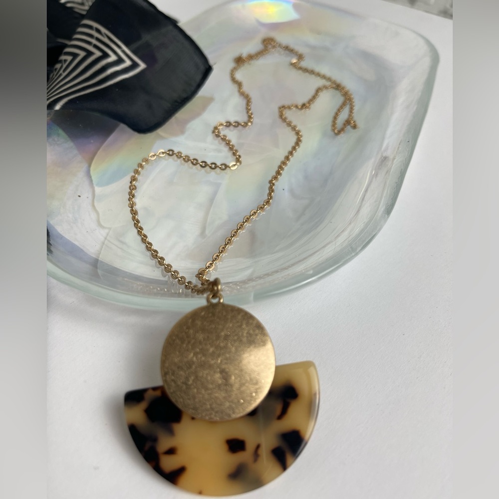 Leopard cheetah marble gold necklace